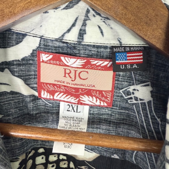 RJC Hawaiian Scratched Charcoal Gray Pineapple Hawaiian Print Button Shirt 2XL - Picture 3 of 6